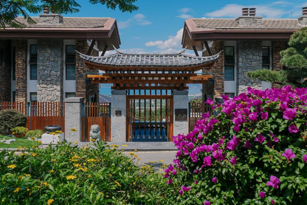 Zahrada ubytování Honor Hotels & Resorts · Yun Shu Dali