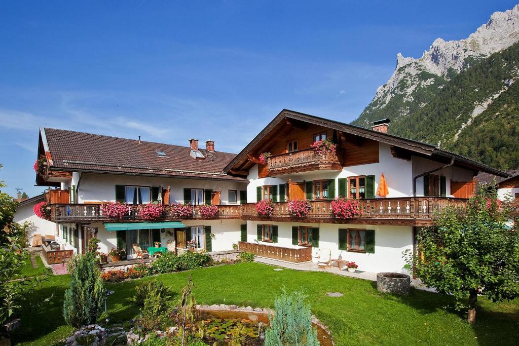 Gallery image of St-Christoph in Mittenwald