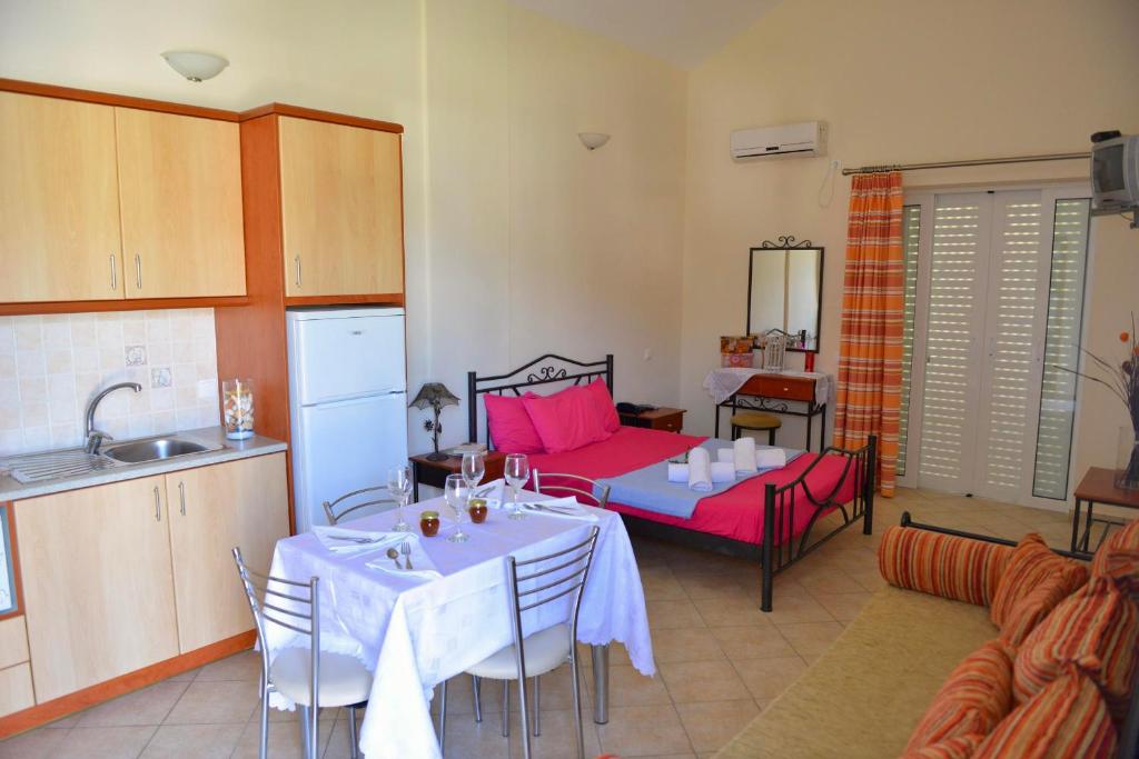 Korali - Triple Room