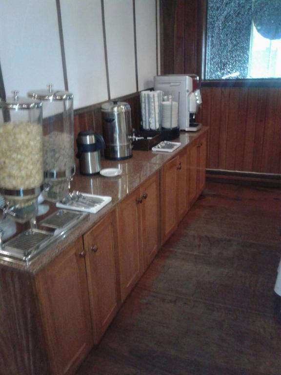 Kuchyň nebo kuchyňský kout v ubytování Hotel Inter Chimoio