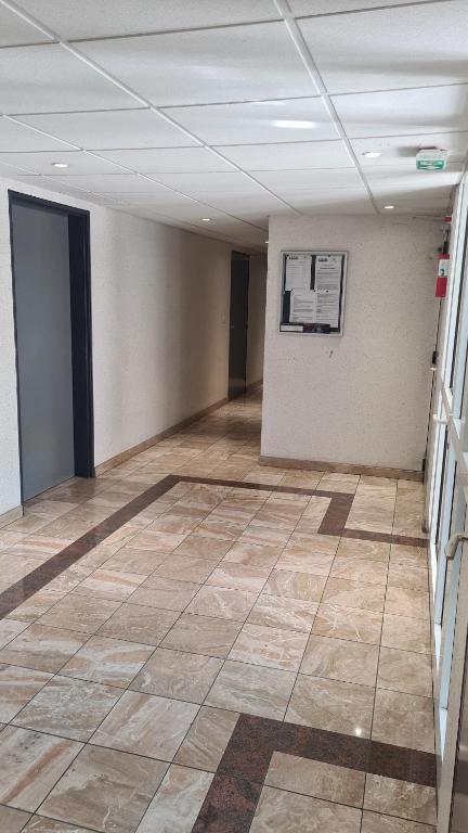 T1 hyper centre Saint-Louis "L'orchidée " free parking – photo 14
