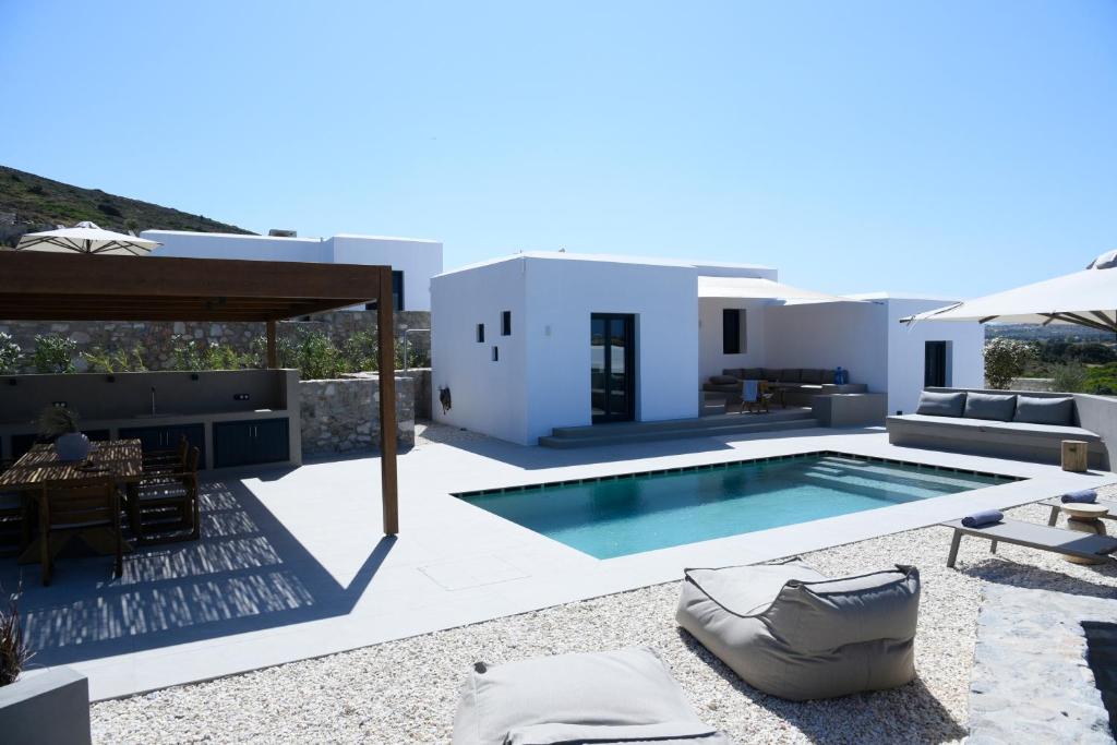 Bazén v ubytování Aetheria nebo v jeho okolí