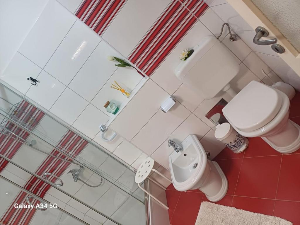 Koupelna v ubytování Tedi