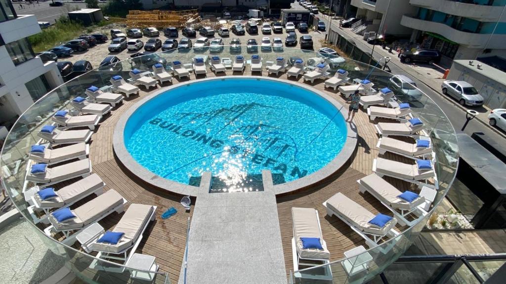 Swimmingpoolen hos eller tæt på Bing apartment