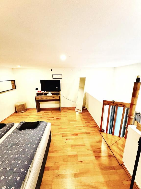 Charming Stay - Close to Vienna Attractions MZ1