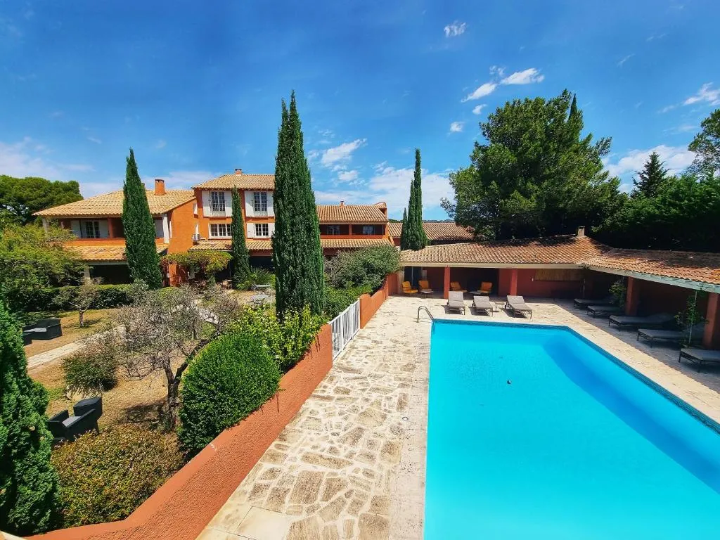 les 10 Meilleurs Hbergements  Maussane-les-Alpilles, en France |  Booking.com