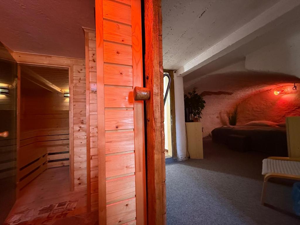 Sauna apartment UNESCO 14 century - Resim 6