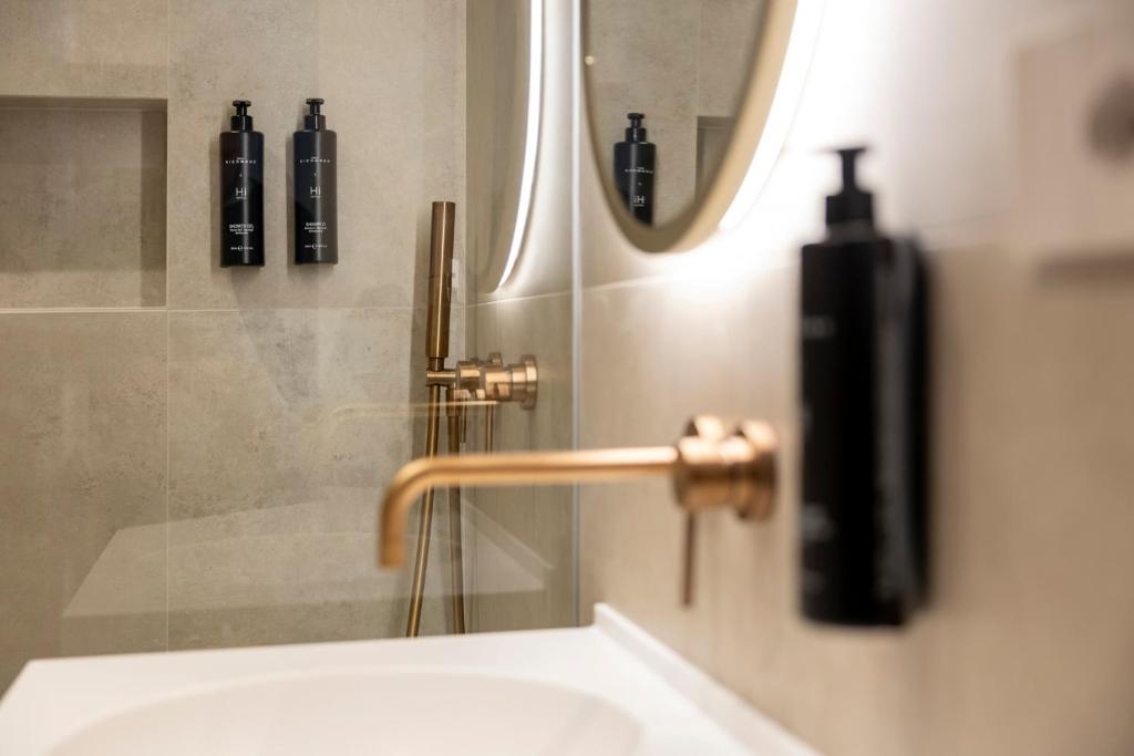 Hi Hotels Sirmione - Lakeview Pool - 17