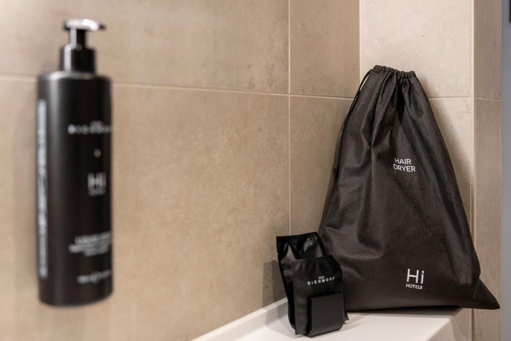 Hi Hotels Sirmione - Lakeview Pool - 13