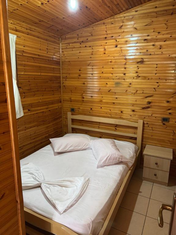 Foto dalla galleria di Laguna Park a Divjakë