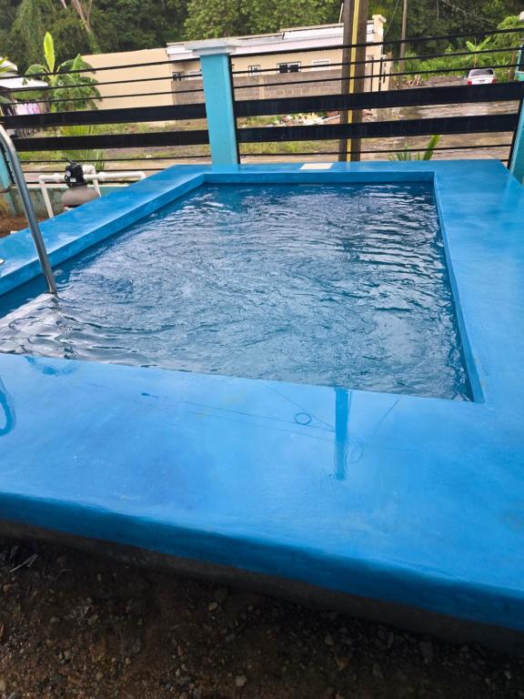 Bazén v ubytování La villa G nebo v jeho okolí