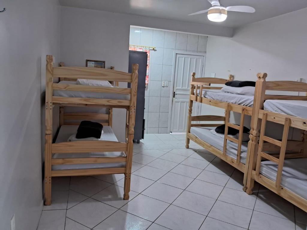 Floripa Surf Hostel - Single Bed In 6-Bed Dormitory Room