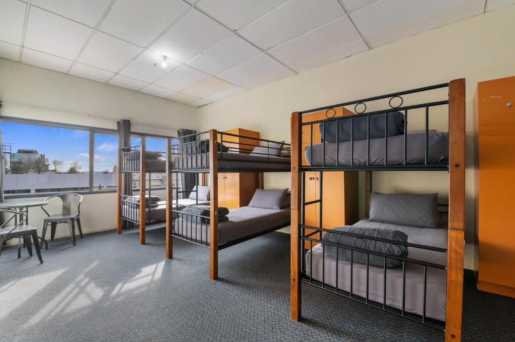 
Bed in 6-Bed Mixed Dormitory Room
