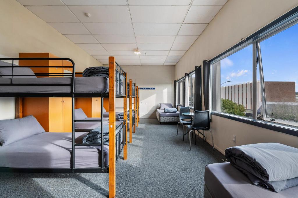 
Bed in 8-Bed Mixed Dormitory Room
