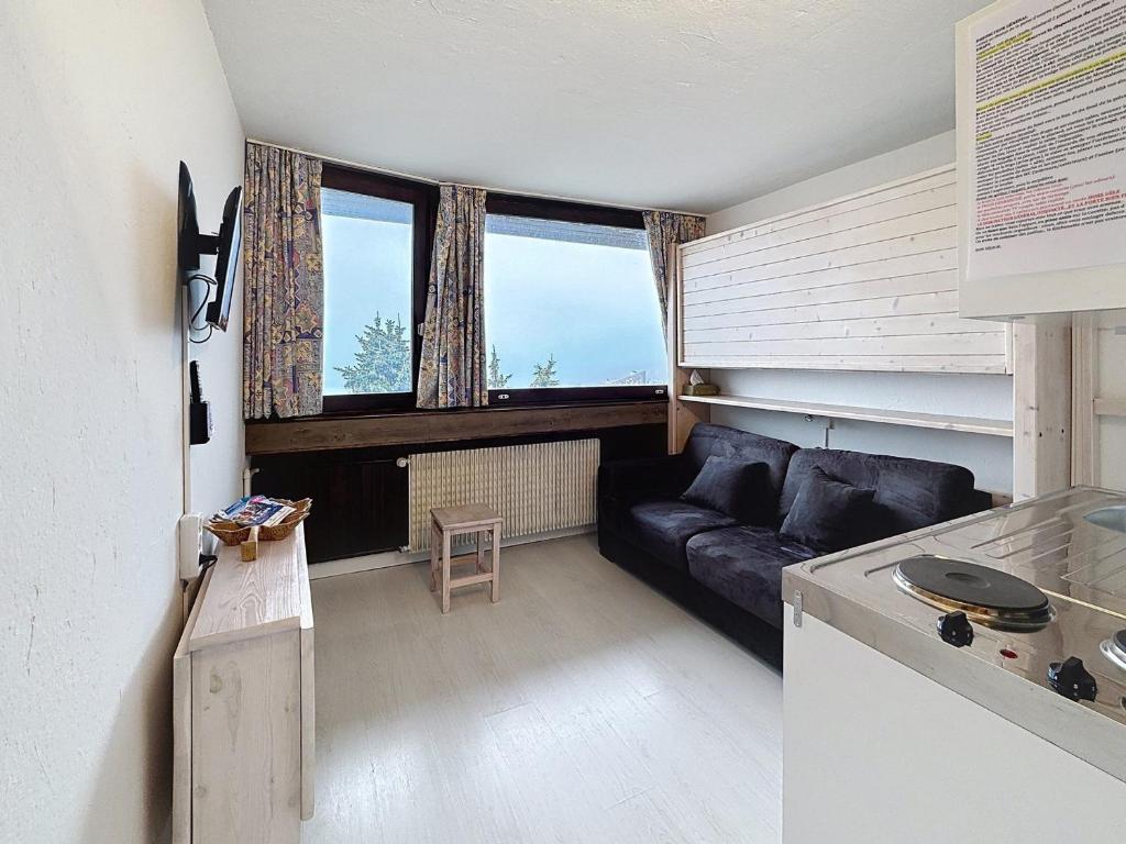 Studio cosy 2 pers au cœur des Menuires, pied des pistes, parking gratuit - FR-1-178-403