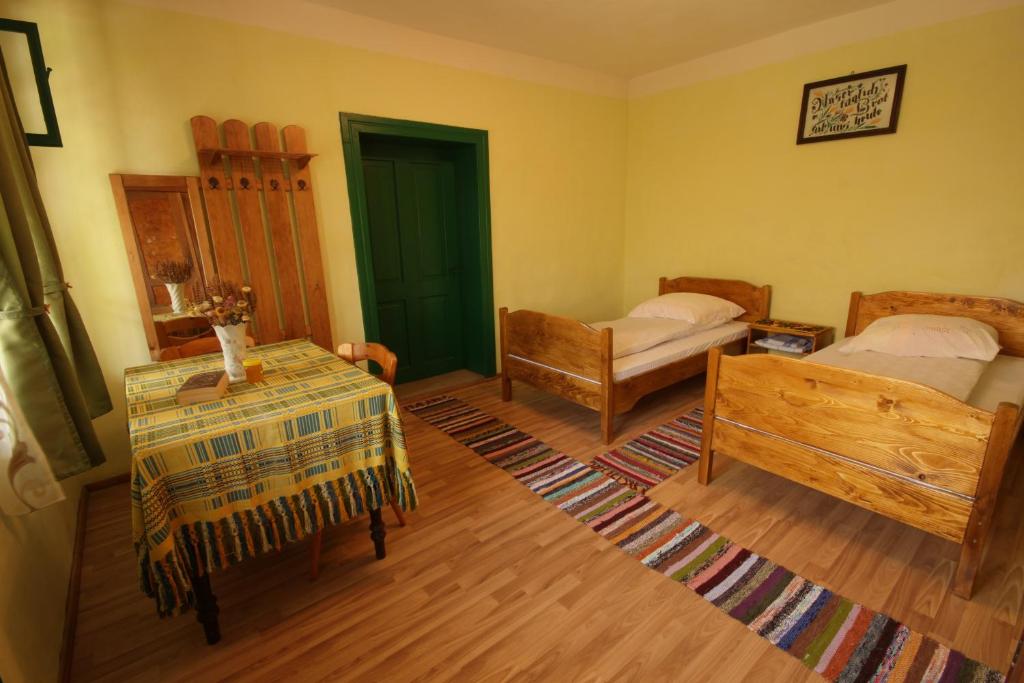 Postel nebo postele na pokoji v ubytování Tri Feresti