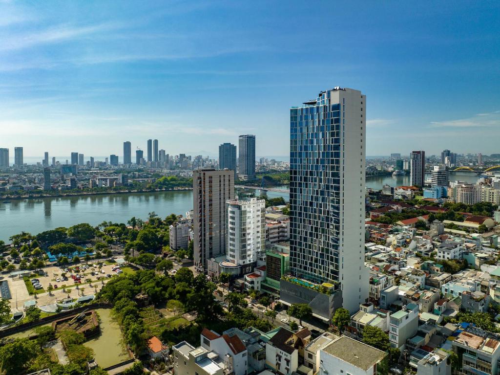 Cảnh Đà Nẵng hoặc tầm nhìn thành phố từ khách sạn