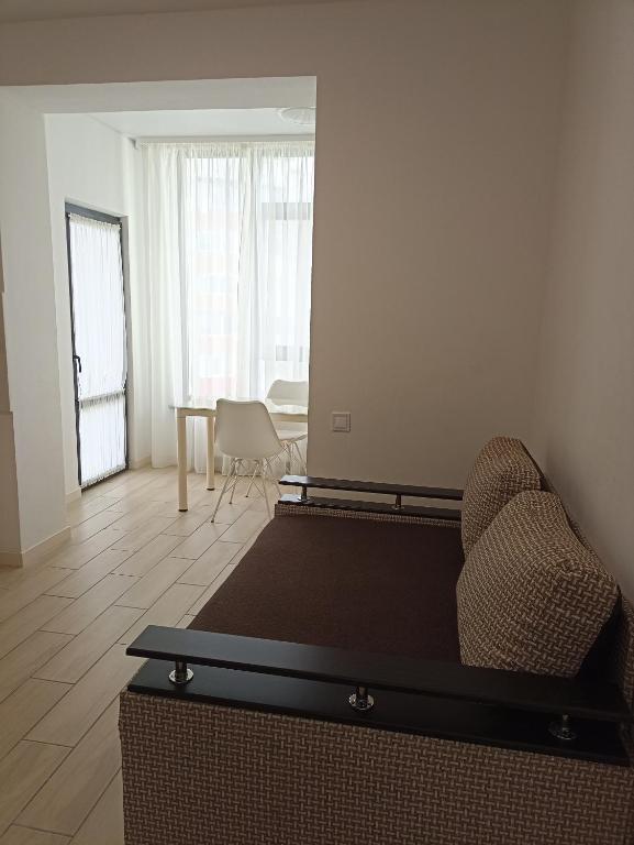 Novobudova po vul Konovaltsia 2 photo 7