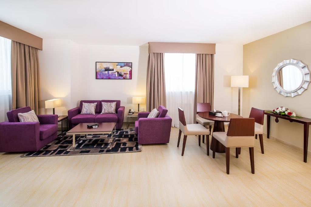 Posezení v ubytování V Hotel Fujairah