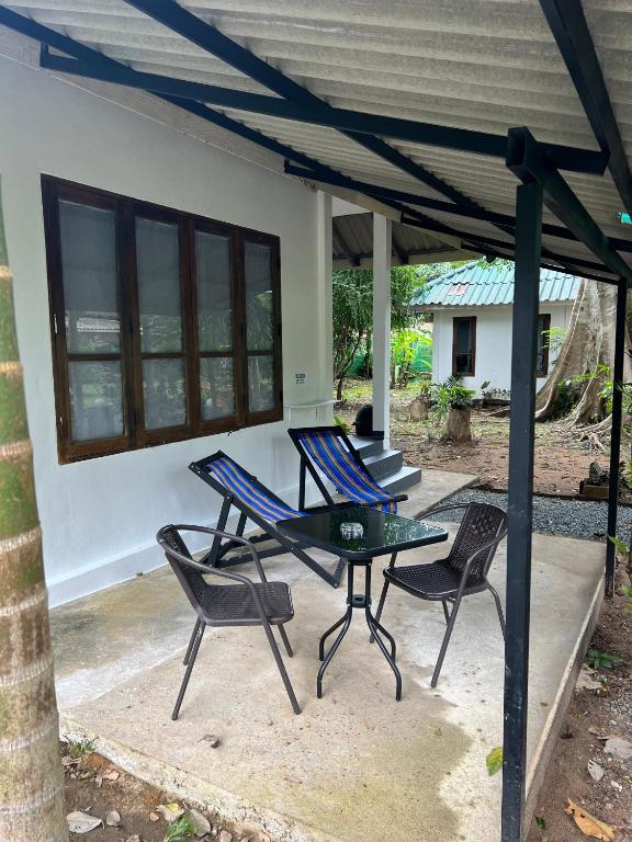 Tropical Paradise Leelawadee Resort - 17