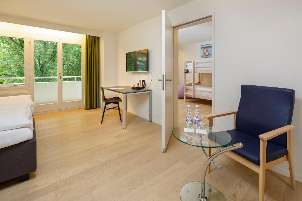 Postel nebo postele na pokoji v ubytování VitalBoutique Hotel Zurzacherhof