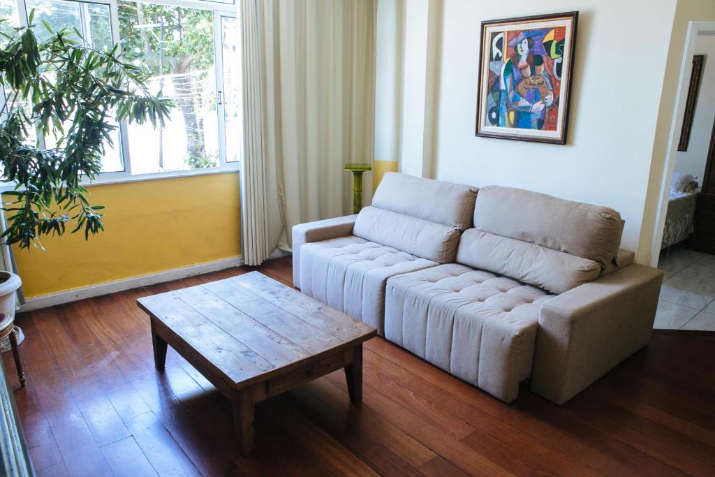  Hotelinho Urca Guest House