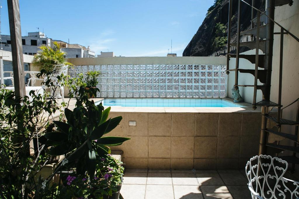  Hotelinho Urca Guest House