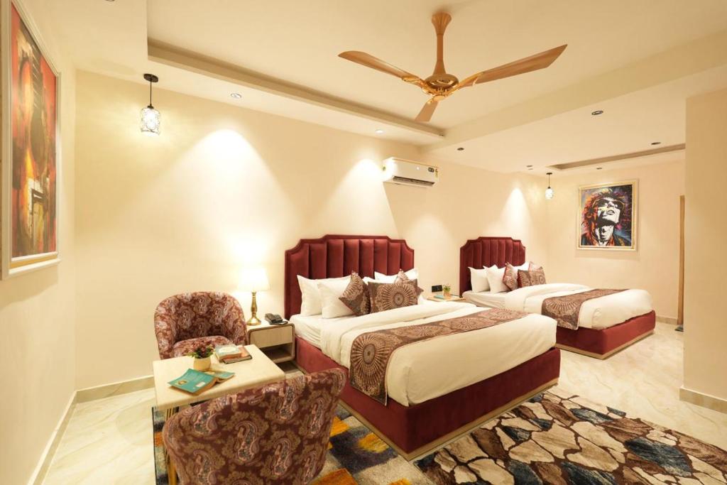 Postel nebo postele na pokoji v ubytování Luxe Stayz Saffron