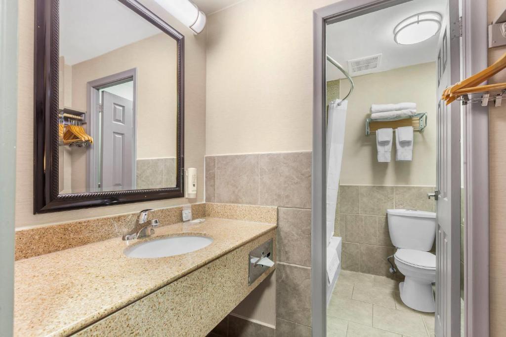 Quality Inn Toronto Airport - Resim 13