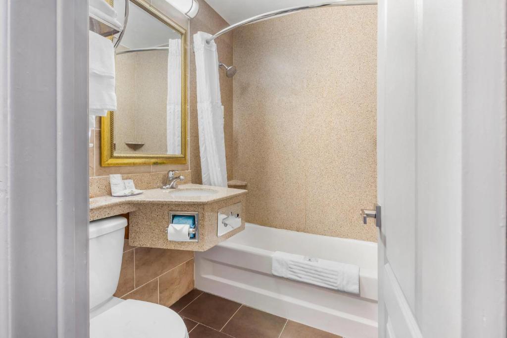 Quality Inn Toronto Airport - Resim 31