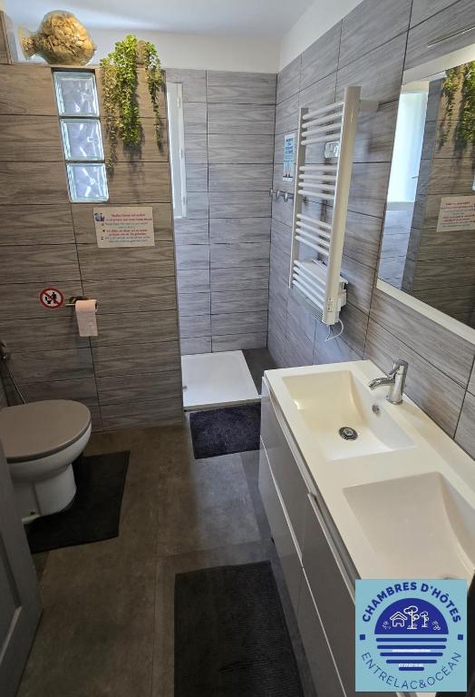EntreLac&Océan3 - entrée et terrasse privée - Habitación Doble Con Vistas Al Jardín