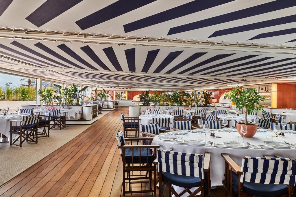 Hôtel Barrière Le Majestic Cannes - Resim 9