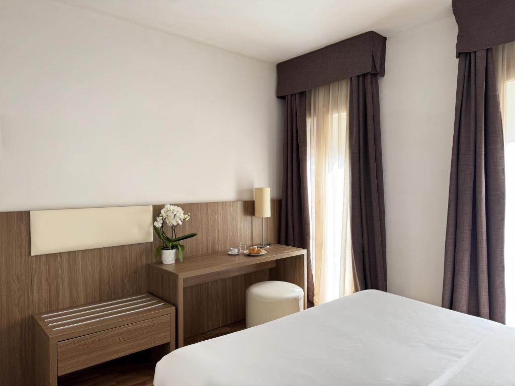 Hotel Il Moro di Venezia - Zwei Doppelzimmer Mit Verbindungstür