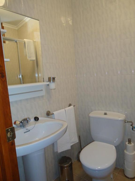 Apartamentos Acevedo Centro - 15