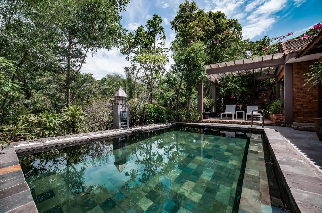 Traditional Pool Villa - Fitness Program