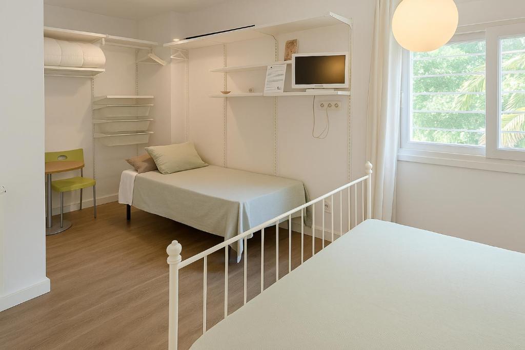 Victors Rooms - Habitaciones Privadas en mi Acogedor Chalet - 2