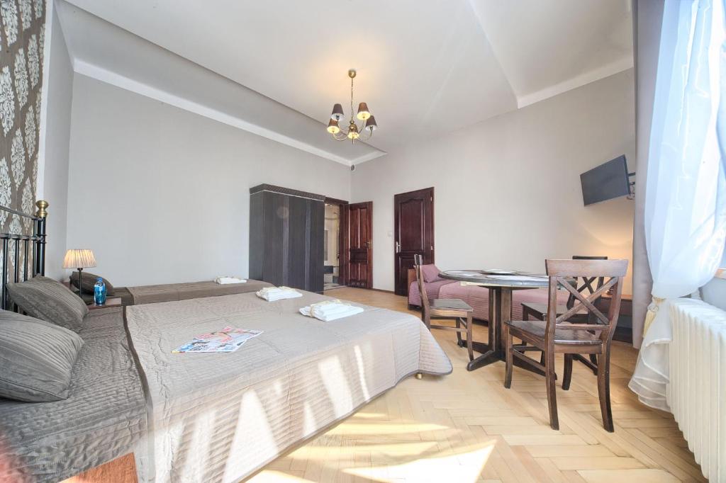 Pokoje gościnne "Old Town" - 16