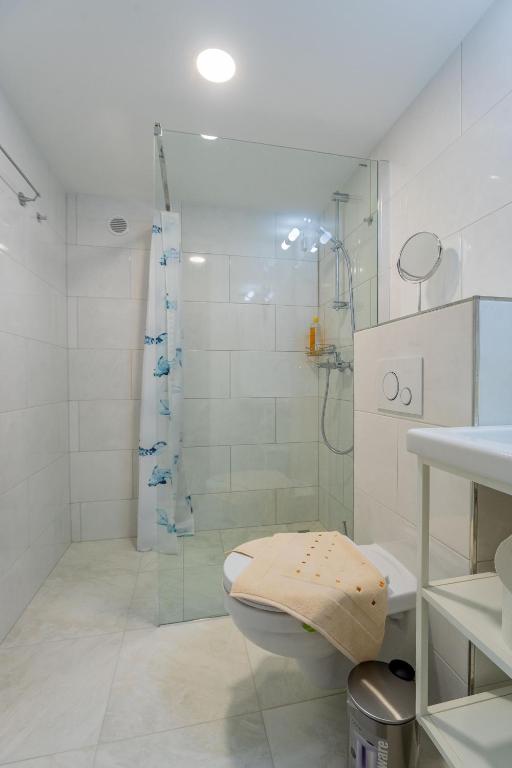 Orbit Panzió - Resim 30