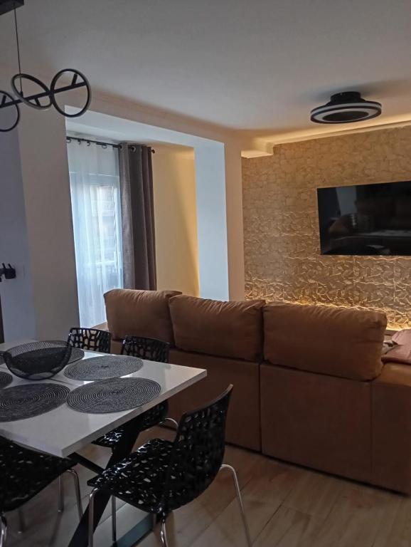 Et tv og/eller underholdning på Perla del Mar 2 con ascensor