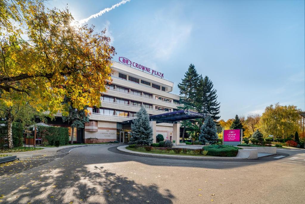 Crowne Plaza Bucharest by IHG - Resim 2