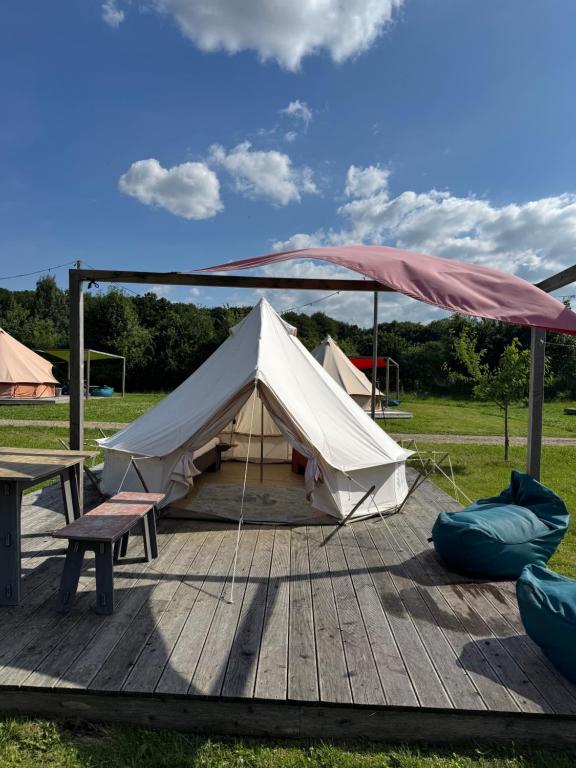 Zelt-Lodges Hof Viehbrook, Rendswhren (updated prices 2026)