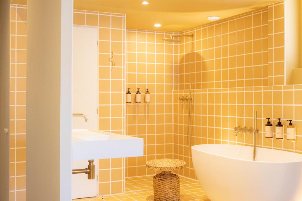 Hotel M Soleil - Montpellier Centre Saint Roch - Resim 9