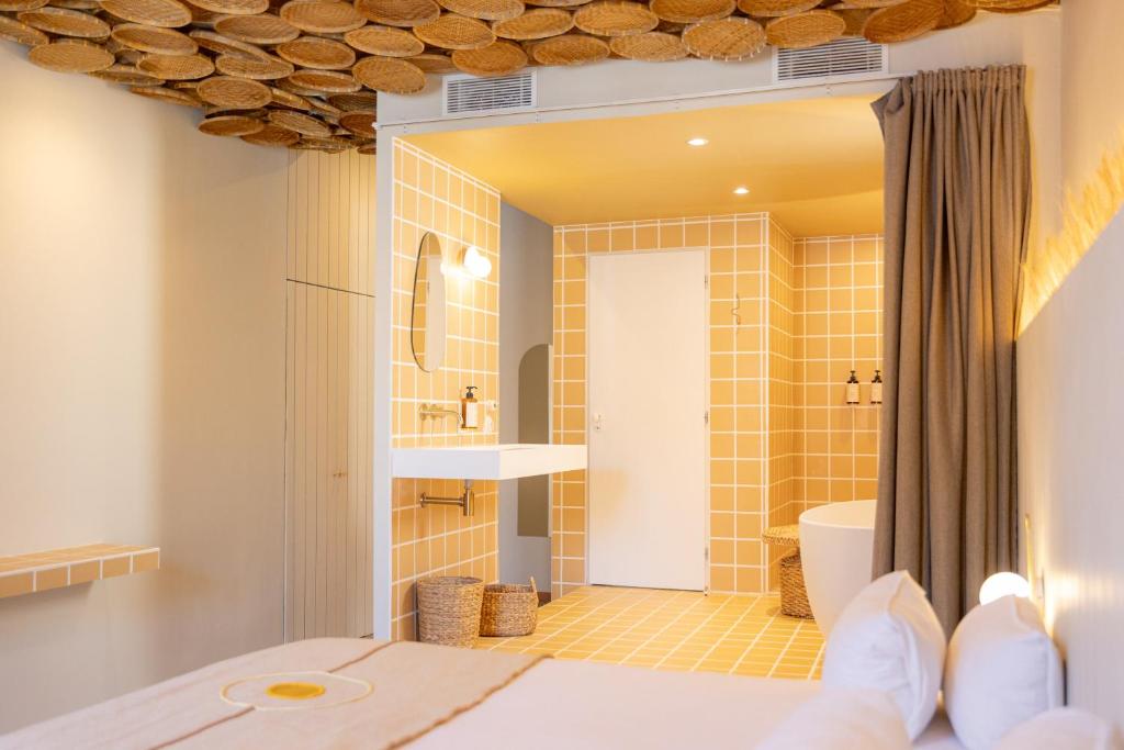 Hotel M Soleil - Montpellier Centre Saint Roch - Resim 4