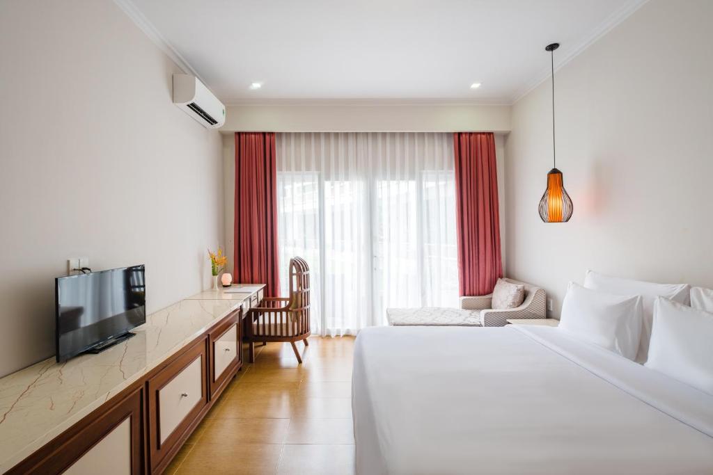 Premium Deluxe Double with Garden View