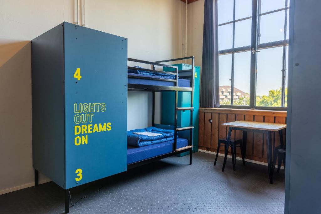 Stayokay Hostel Eindhoven - Resim 12