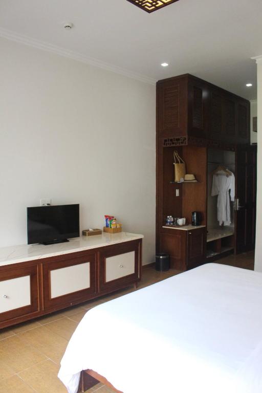 Premium Deluxe Double with Garden View