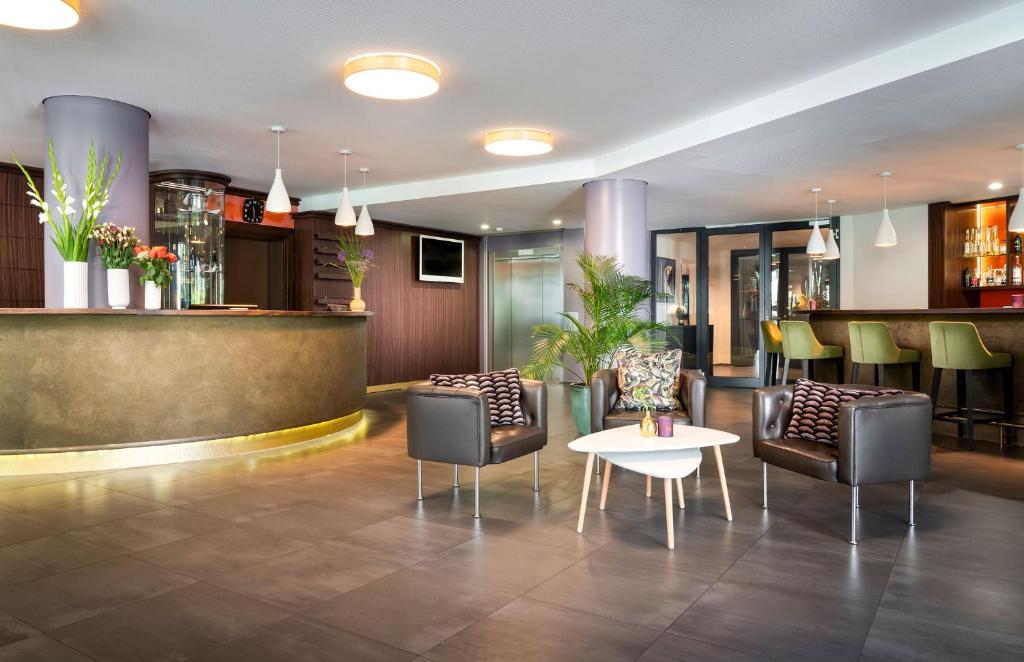 Stadthotel am Römerturm - Resim 11