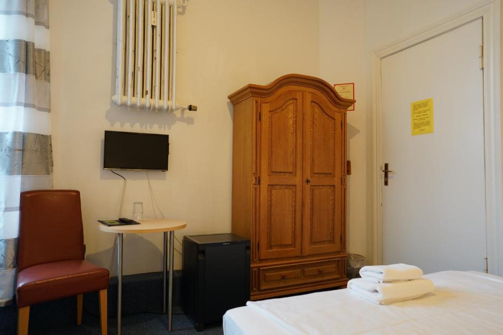 Hotel Margrit - Single Room