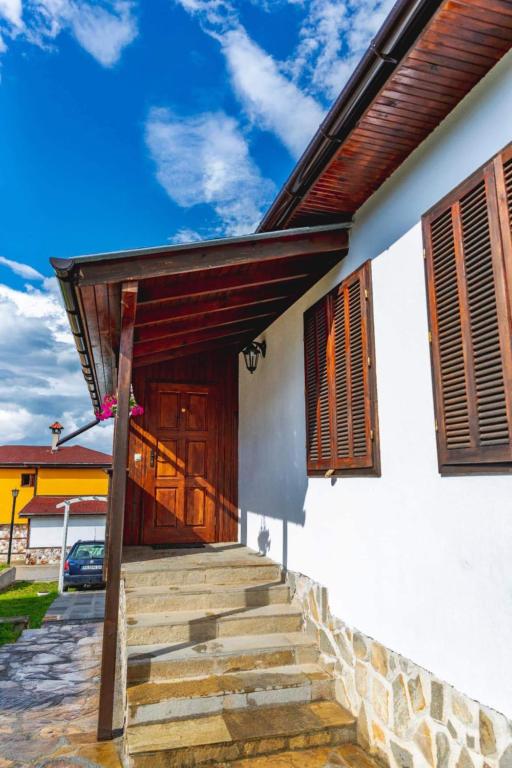 Cozy Villa Retreat in Cigov Chark