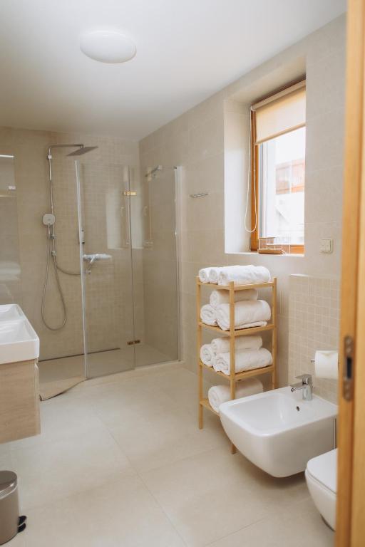 FamilyVilla, new 4 Luxury Big Apartments, parking - 3